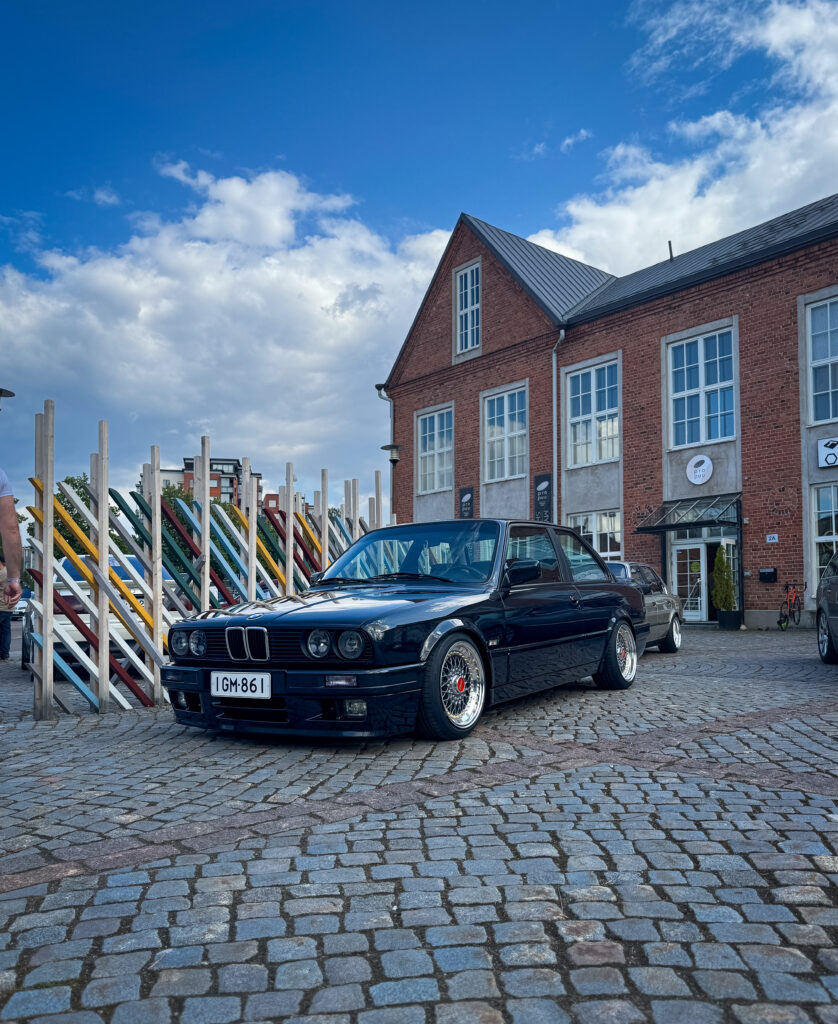 BMW E30 1989 in mint condition